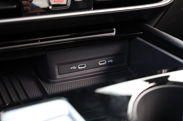 Volkswagen Atlas Vehicle Image 18