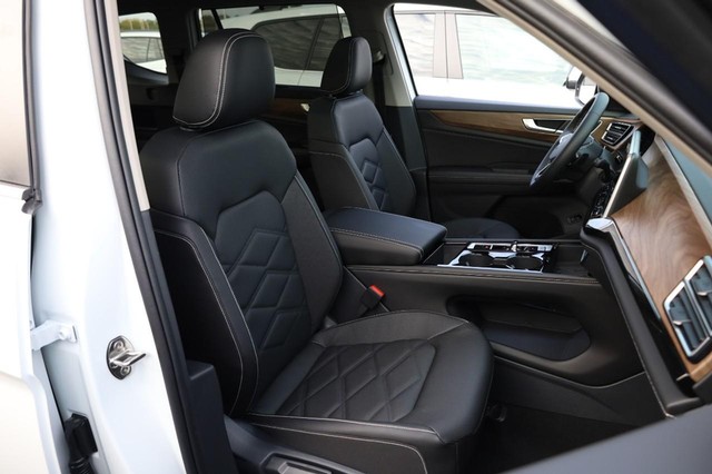 Volkswagen Atlas Vehicle Image 29