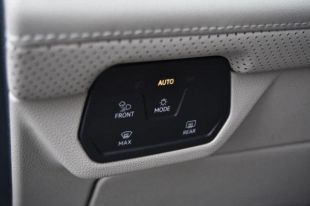 Volkswagen Atlas Vehicle Image 11