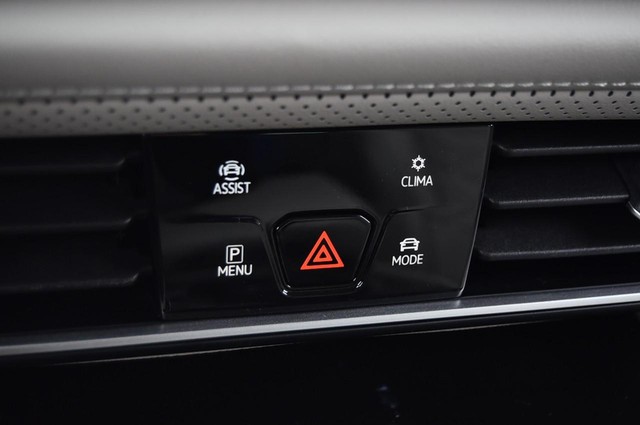 Volkswagen Atlas Vehicle Image 15