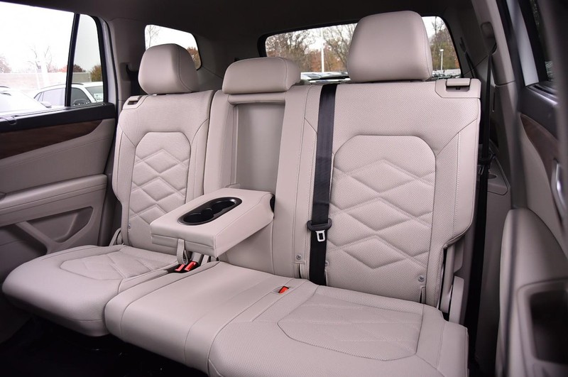 Volkswagen Atlas Vehicle Full-screen Gallery Image 22