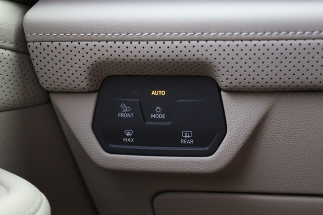 Volkswagen Atlas Vehicle Image 22