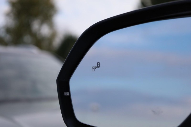 Volkswagen Atlas Vehicle Full-screen Gallery Image 23