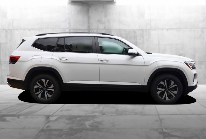 Volkswagen Atlas Vehicle Full-screen Gallery Image 5