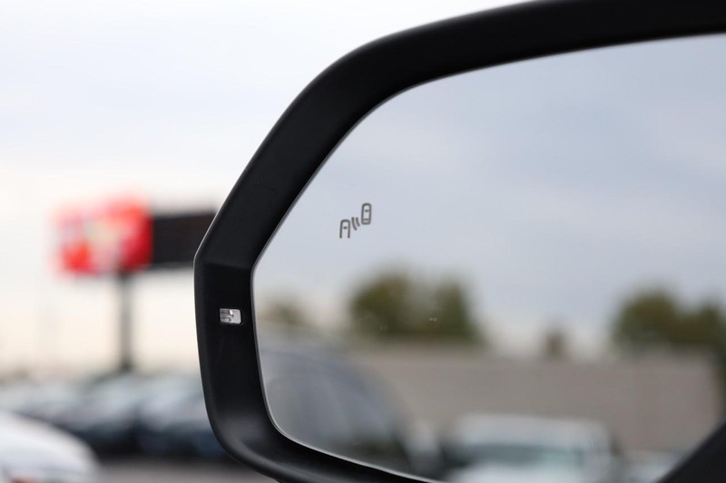 Volkswagen Atlas Vehicle Full-screen Gallery Image 21