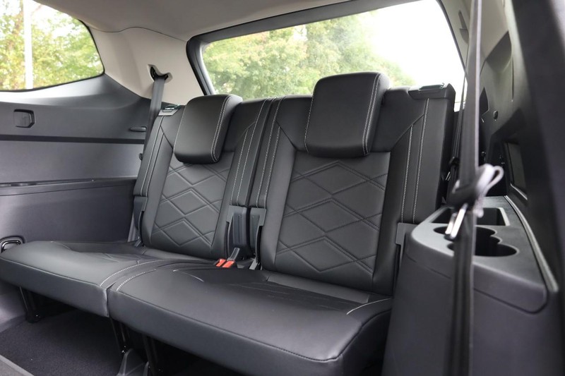 Volkswagen Atlas Vehicle Full-screen Gallery Image 26