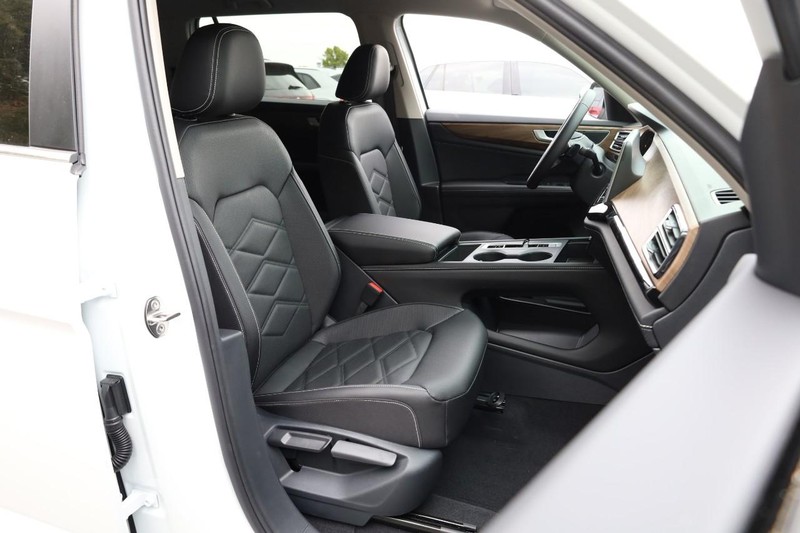 Volkswagen Atlas Vehicle Full-screen Gallery Image 27