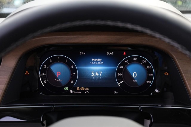 Volkswagen Atlas Vehicle Image 12