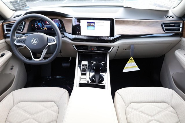 Volkswagen Atlas Vehicle Image 24
