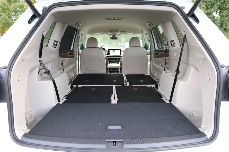 Volkswagen Atlas Vehicle Image 09