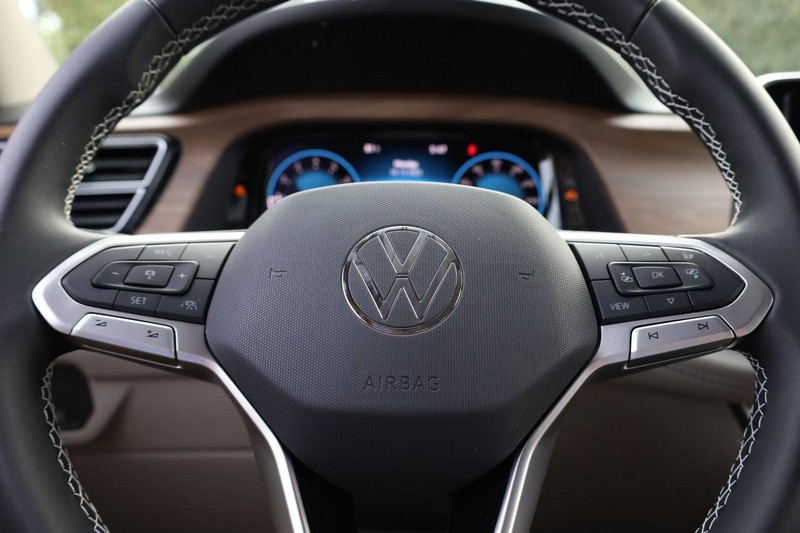 Volkswagen Atlas Vehicle Image 11