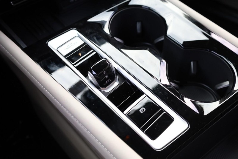 Volkswagen Atlas Vehicle Image 17