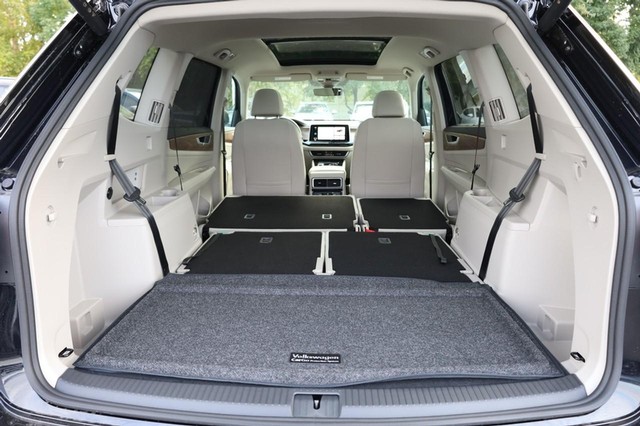 Volkswagen Atlas Vehicle Image 09