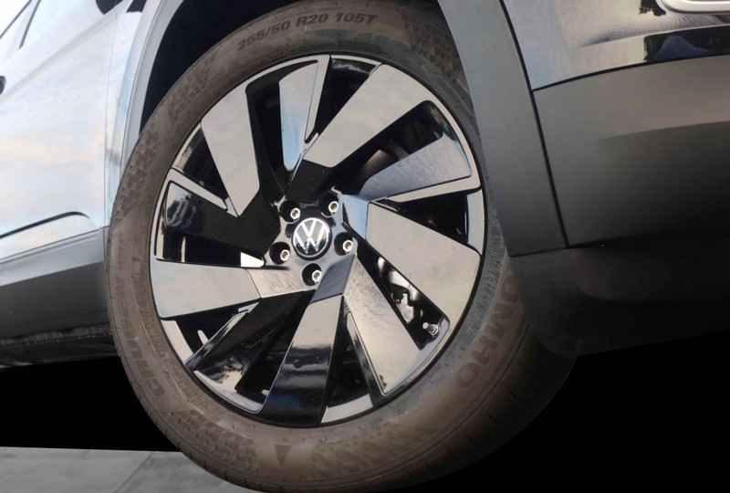 Volkswagen Atlas Vehicle Image 03