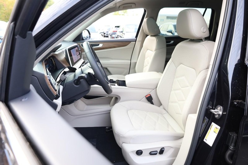 Volkswagen Atlas Vehicle Image 10