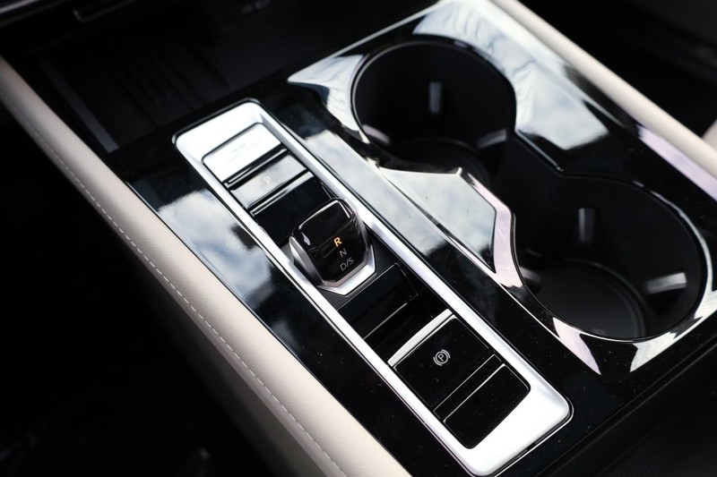 Volkswagen Atlas Vehicle Image 19