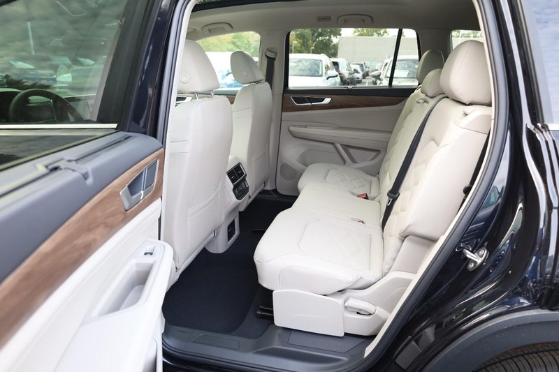 Volkswagen Atlas Vehicle Image 24