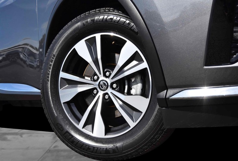 Nissan Murano Vehicle Image 03