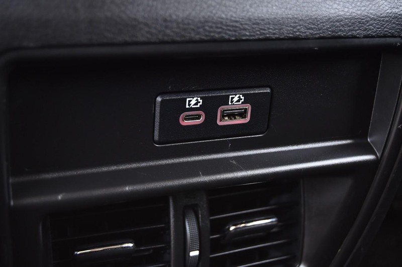 Nissan Murano Vehicle Image 21