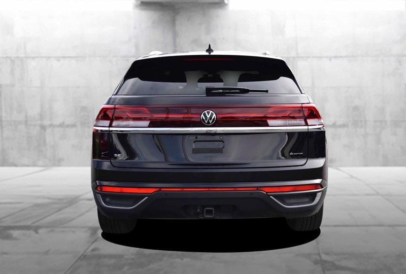 Volkswagen Atlas Cross Sport Vehicle Image 06