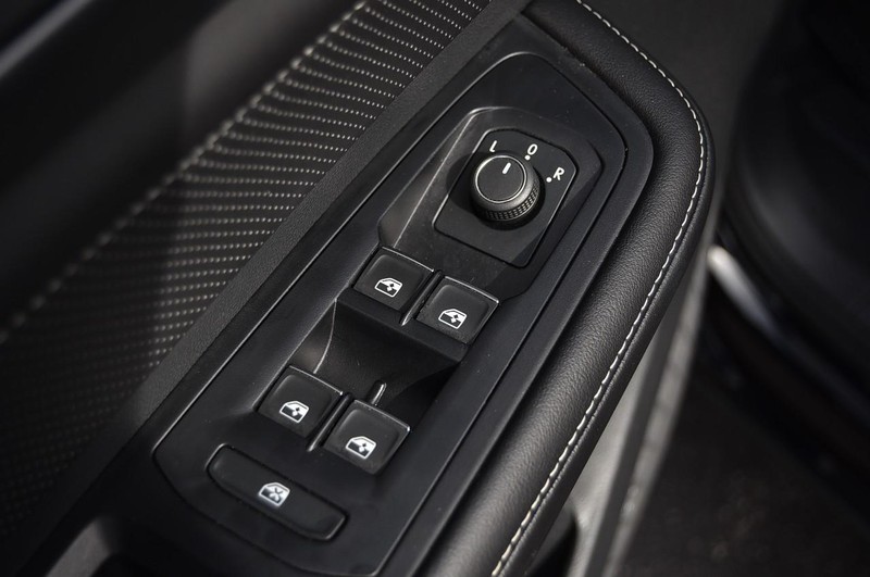 Volkswagen Atlas Cross Sport Vehicle Image 08