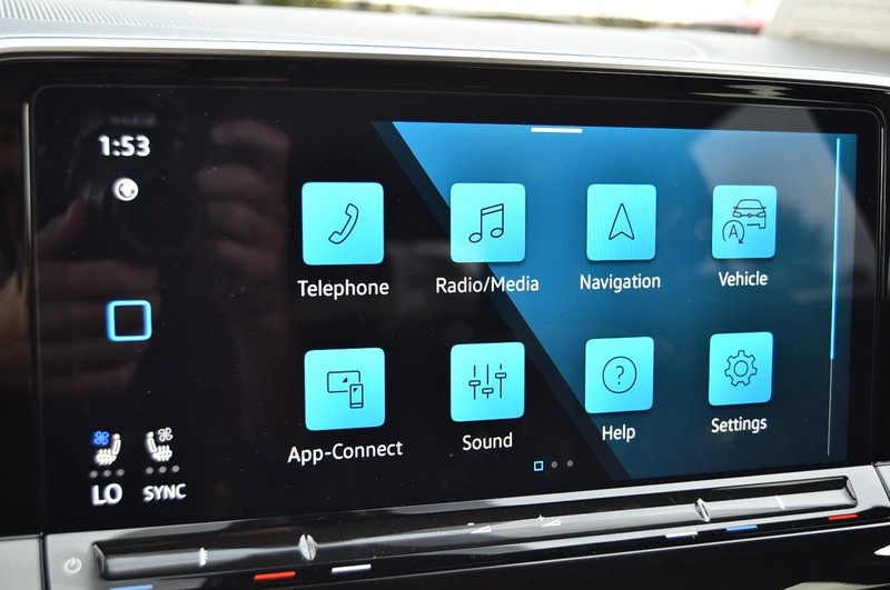 Volkswagen Atlas Cross Sport Vehicle Image 13