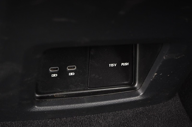 Volkswagen Atlas Cross Sport Vehicle Image 22