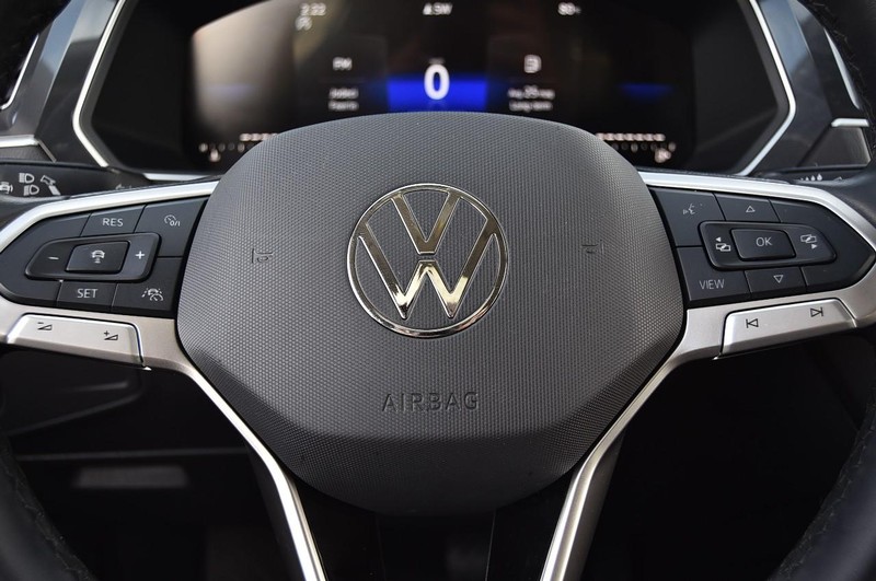 Volkswagen Tiguan Vehicle Image 18