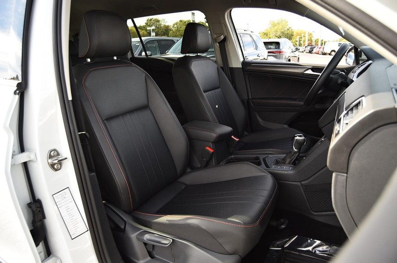 Volkswagen Tiguan Vehicle Image 20