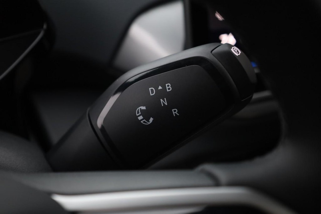 Volkswagen ID.4 Vehicle Full-screen Gallery Image 16