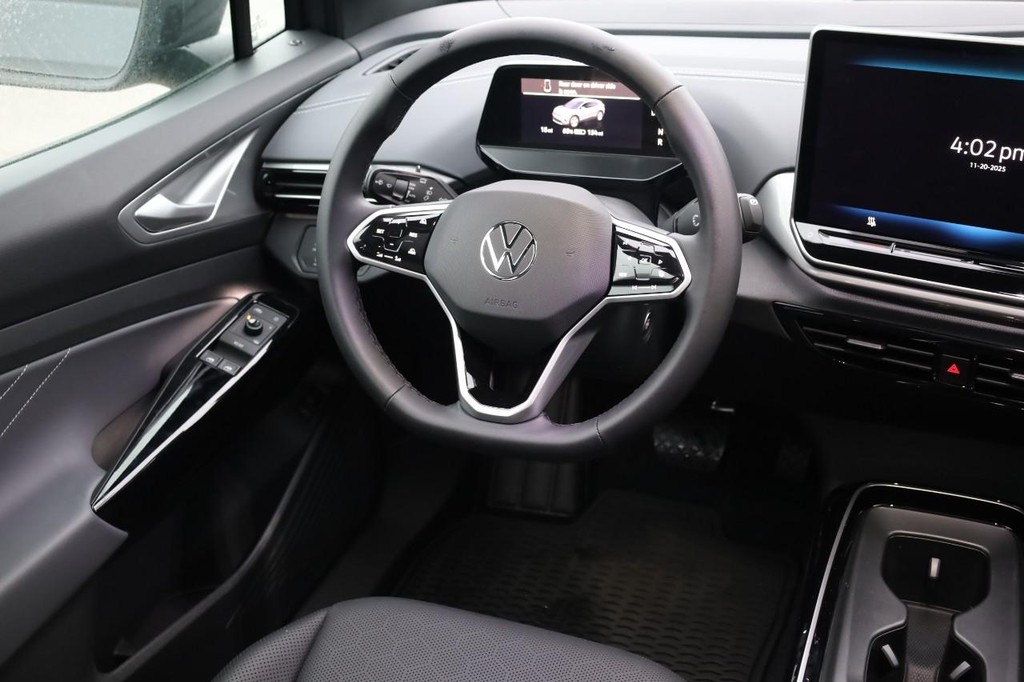 Volkswagen ID.4 Vehicle Full-screen Gallery Image 24