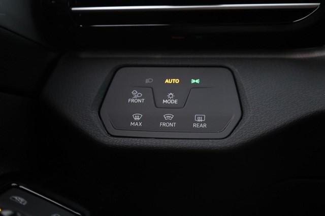 Volkswagen ID.4 Vehicle Image 20