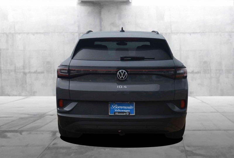 Volkswagen ID.4 Vehicle Image 06