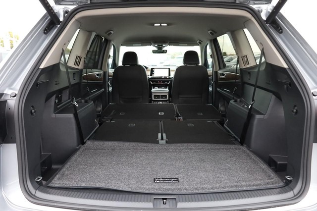 Volkswagen Atlas Vehicle Image 09