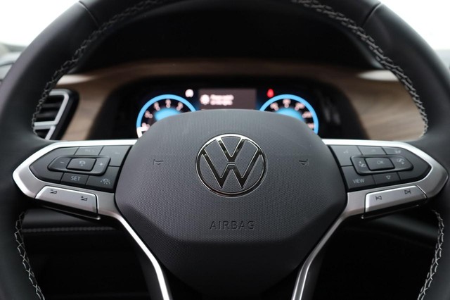 Volkswagen Atlas Vehicle Image 11