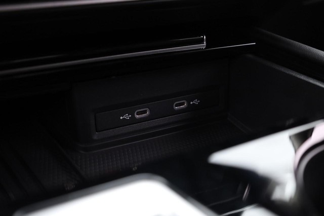 Volkswagen Atlas Vehicle Image 16