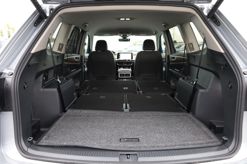 Volkswagen Atlas Vehicle Image 09