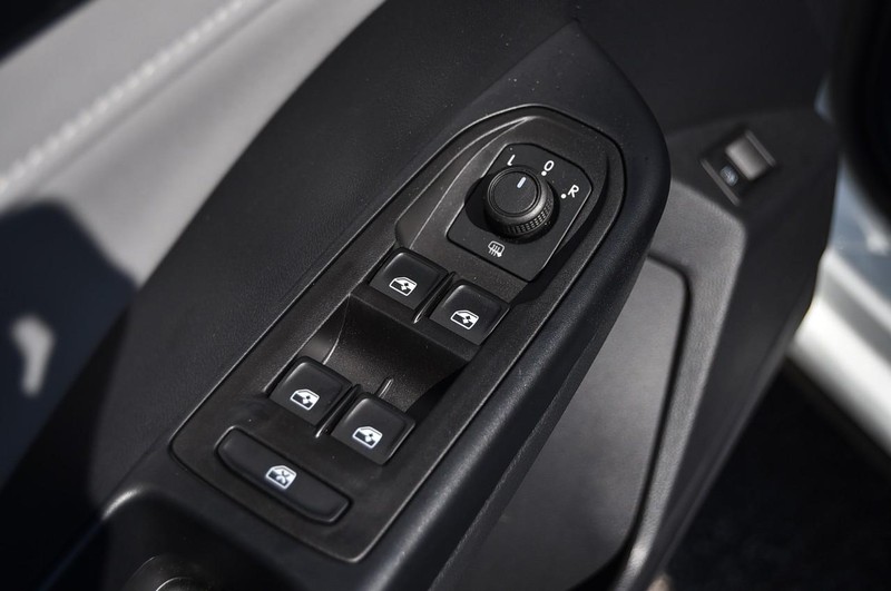 Volkswagen Taos Vehicle Image 08