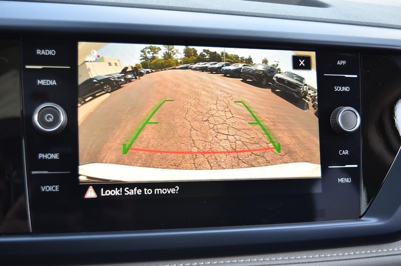 Volkswagen Taos Vehicle Image 13