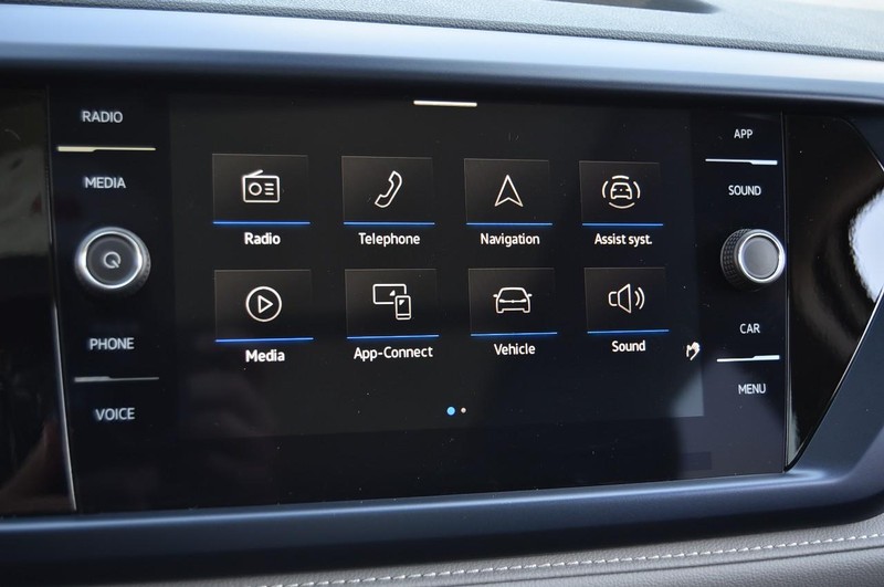 Volkswagen Taos Vehicle Image 14