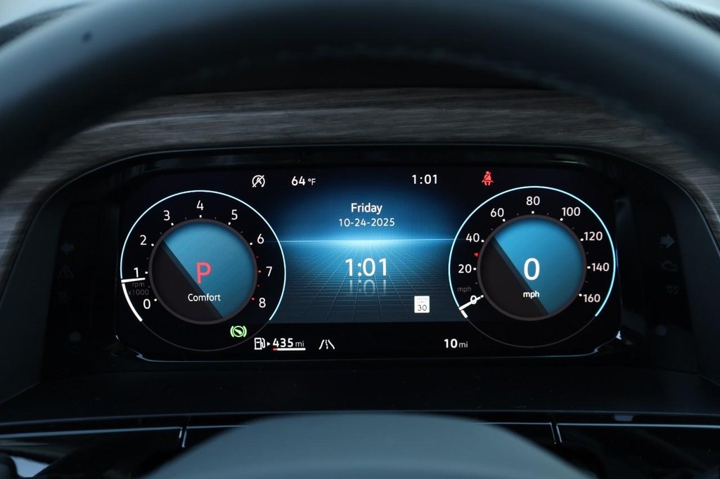 Volkswagen Atlas Vehicle Full-screen Gallery Image 15