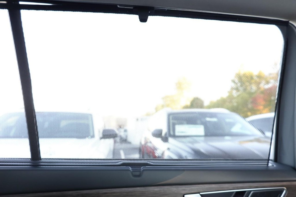 Volkswagen Atlas Vehicle Full-screen Gallery Image 28