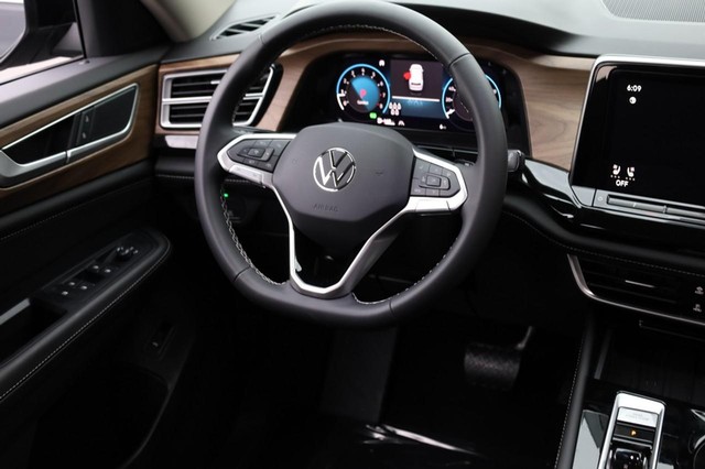Volkswagen Atlas Vehicle Image 25