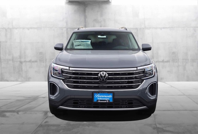 Volkswagen Atlas Vehicle Image 04