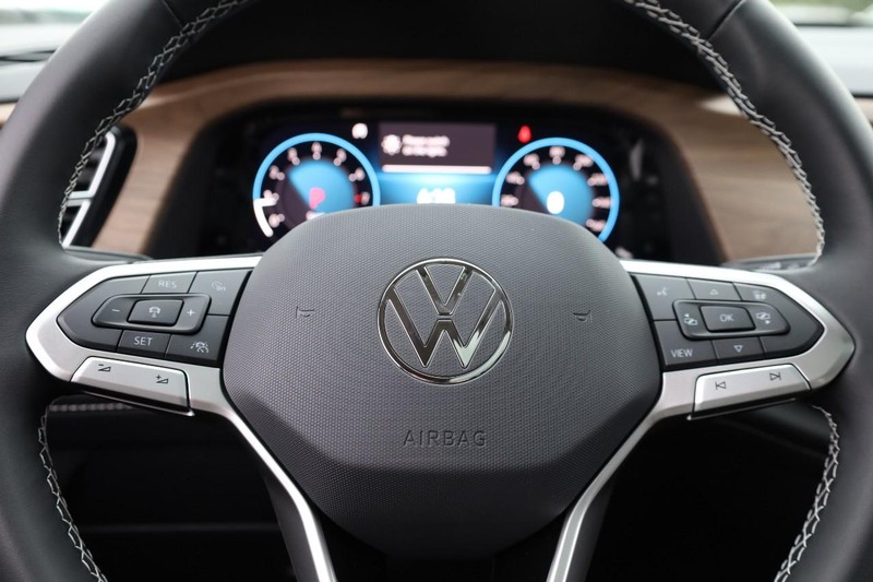 Volkswagen Atlas Vehicle Image 12