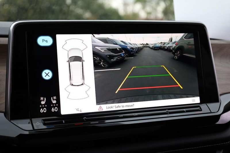 Volkswagen Atlas Vehicle Image 15