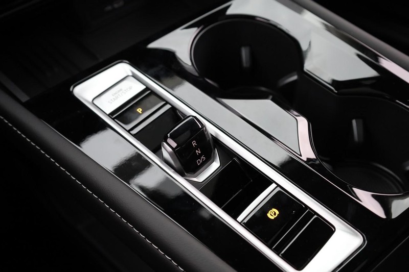 Volkswagen Atlas Vehicle Image 18