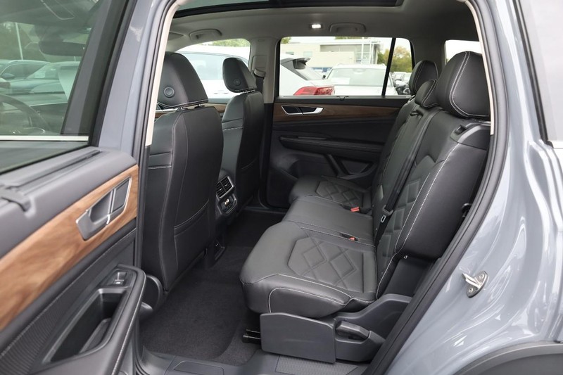 Volkswagen Atlas Vehicle Image 23