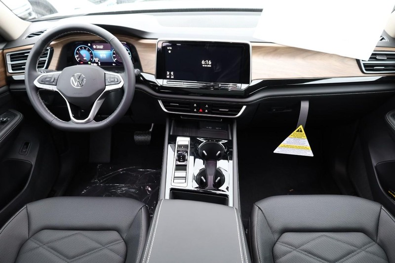 Volkswagen Atlas Vehicle Image 25