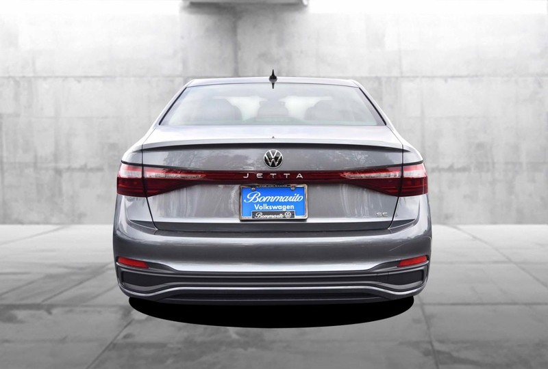 Volkswagen Jetta Vehicle Image 06